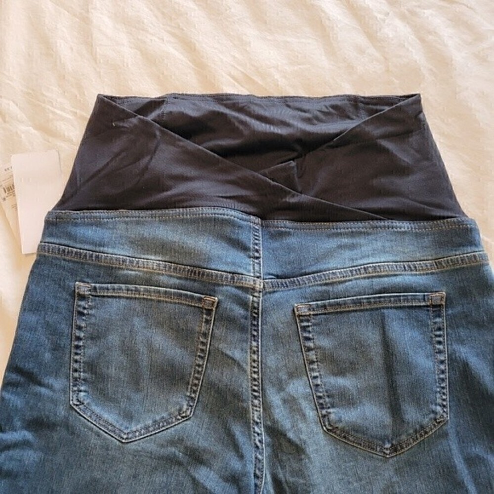 Over Belly Maternity Jeggings - Picture 3 of 4